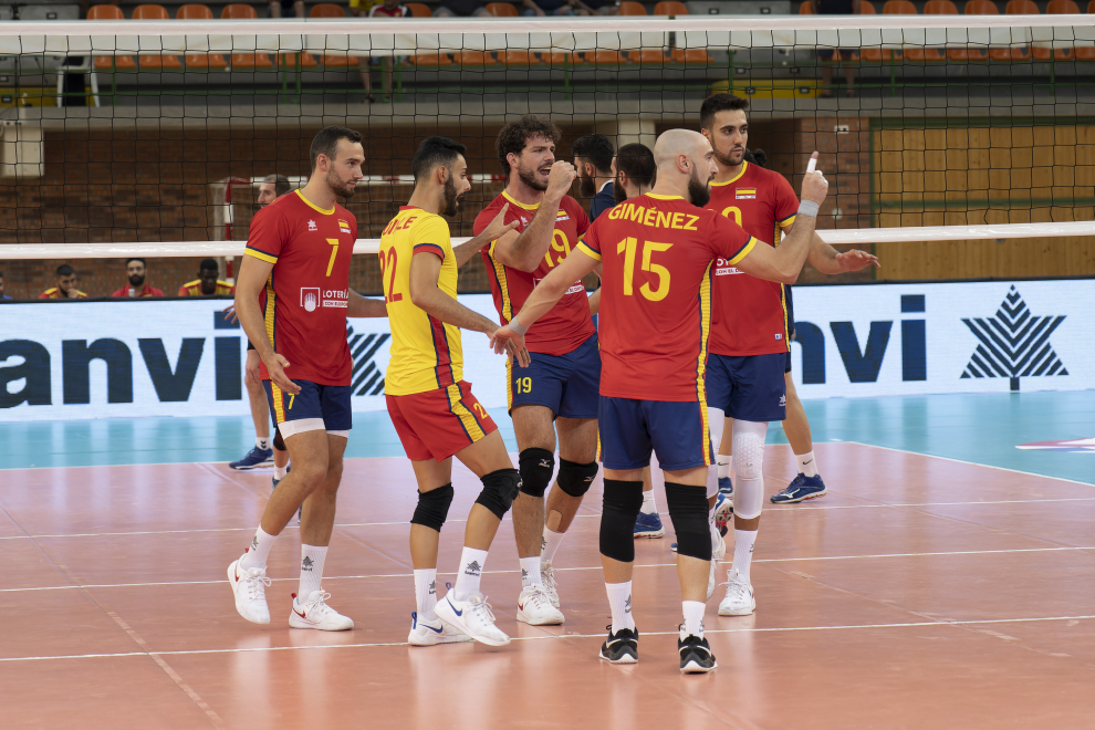 Partido España-Georgia, clasificatorio para el Europeo de voleibol disputado en Los Planos de Teruel