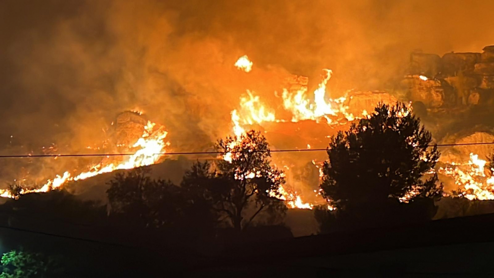 Incendio en El Buste, este domingo de madrugada.
