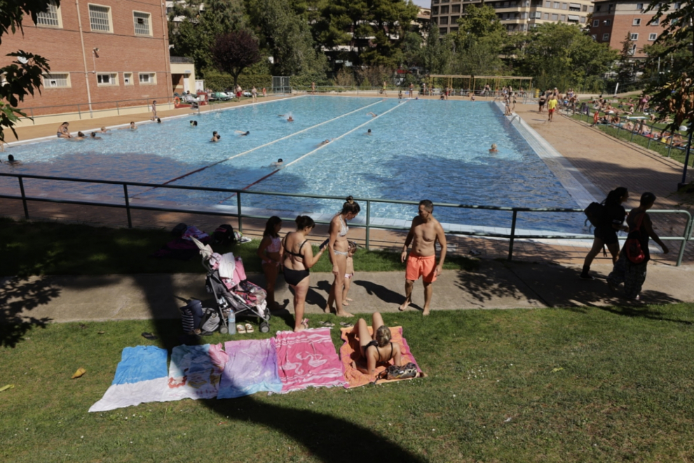 CDM Salduba en el último día de apertura de las piscinas municipales de Zaragoza.