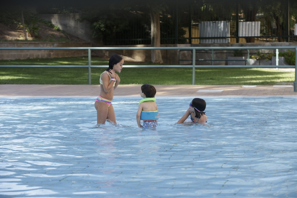 CDM Salduba en el último día de apertura de las piscinas municipales de Zaragoza.