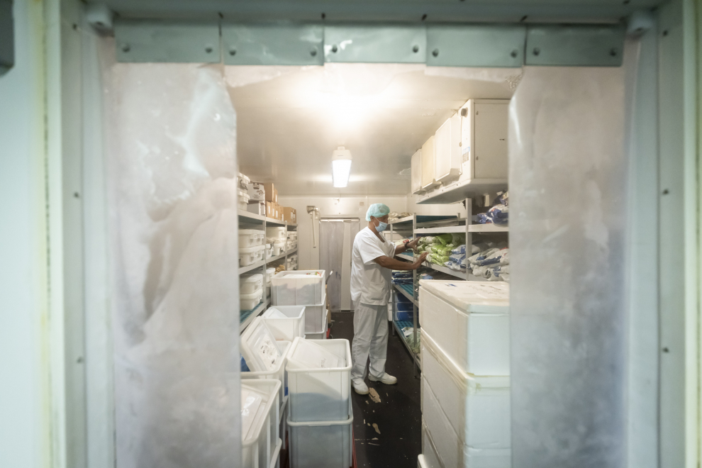 Cocina del Hospital Miguel Servet de Zaragoza, "la más grande de Aragón".