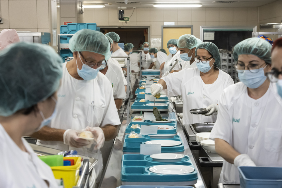 Cocina del Hospital Miguel Servet de Zaragoza, "la más grande de Aragón".