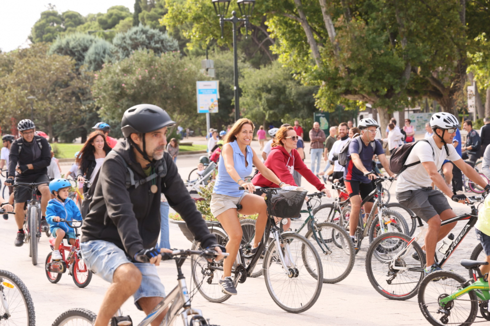 Fotos de la marcha ciclista familiar por Zaragoza