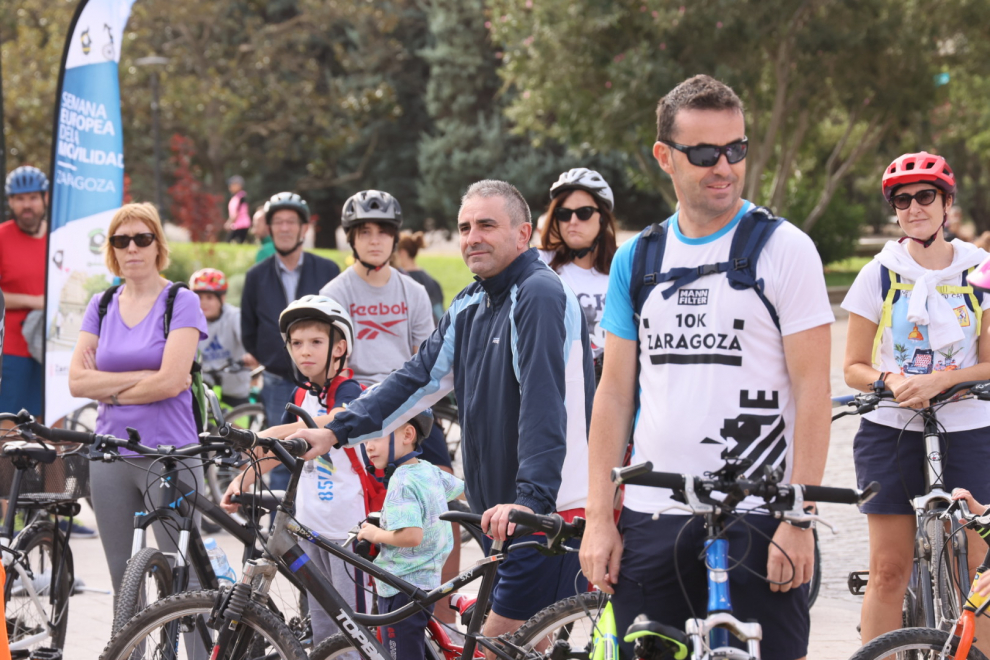 Fotos de la marcha ciclista familiar por Zaragoza