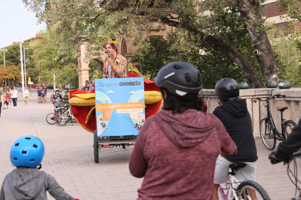 Fotos de la marcha ciclista familiar por Zaragoza