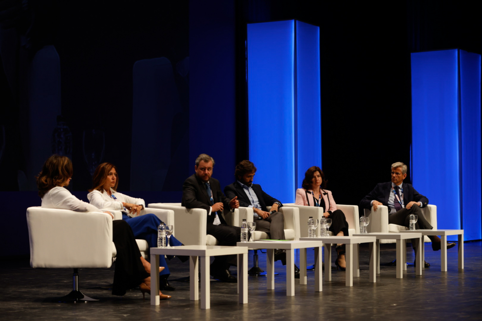 Mesa redonda con Irene Lanzaco, Patricia Colino, Ignacio Jiménez, Carmen Piñán y Mikel Iturbe