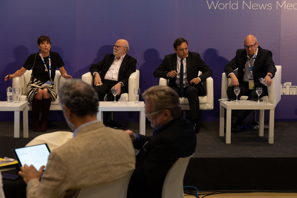 Mesas redondas en la segunda jornada del Congreso Mundial de Medios que celebra WAN-IFRA en Zaragoza.