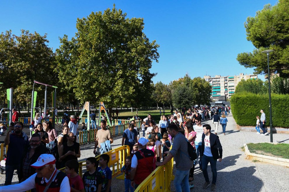 Fiestas del Pilar 2022: el Tragachicos en La Almozara.