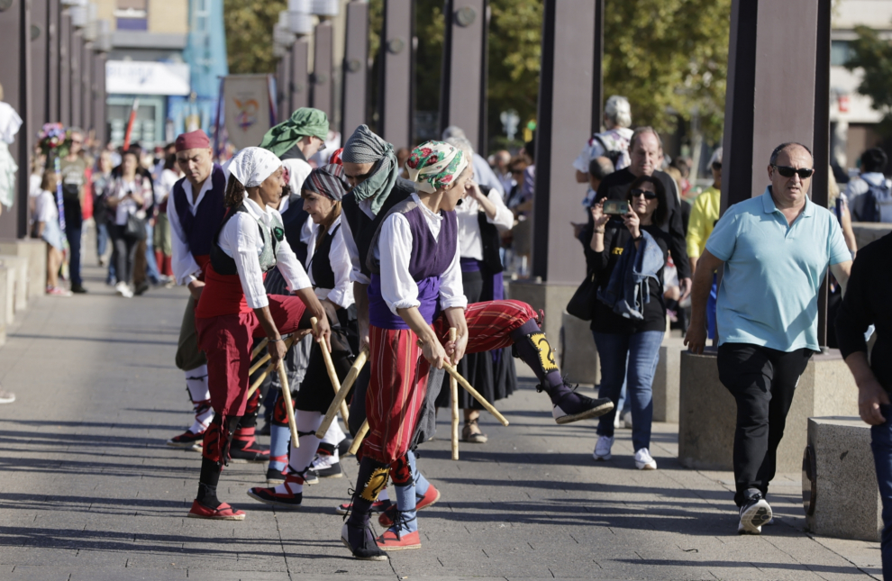Pascalles itinerante de dances zaragozanos.