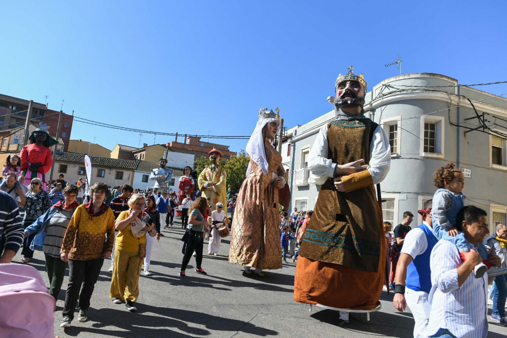 Fotos de los gigantes y cabezudos en el penúltimo día de las fiestas del Pilar 2022