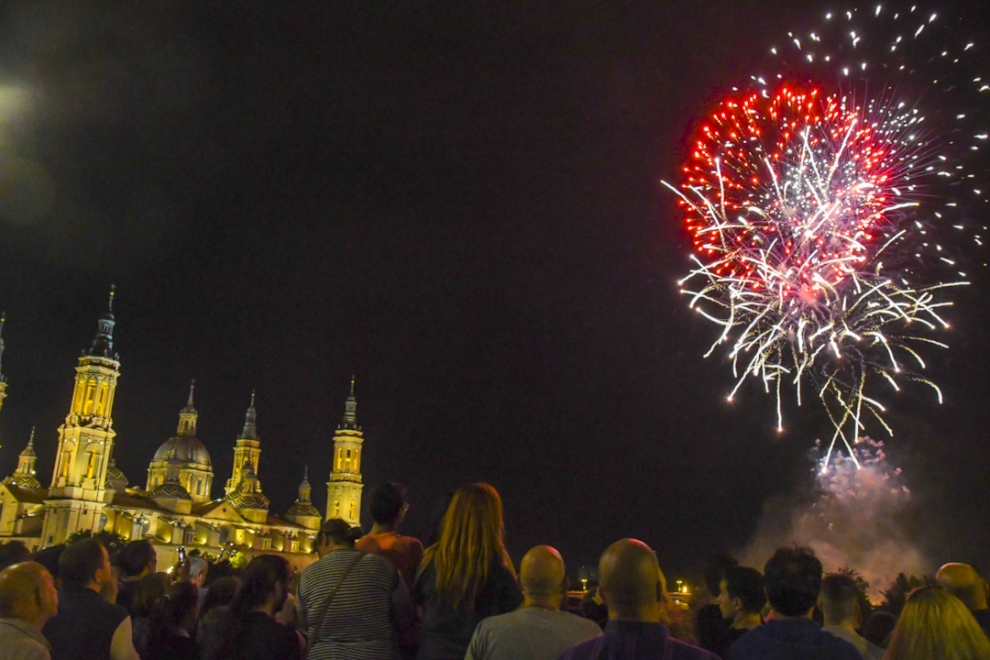 Fuegos artificiales de las Fiestas del Pilar 2022.