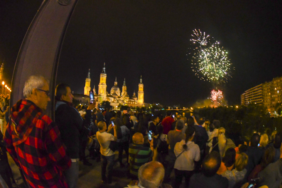 Fuegos artificiales de las Fiestas del Pilar 2022.