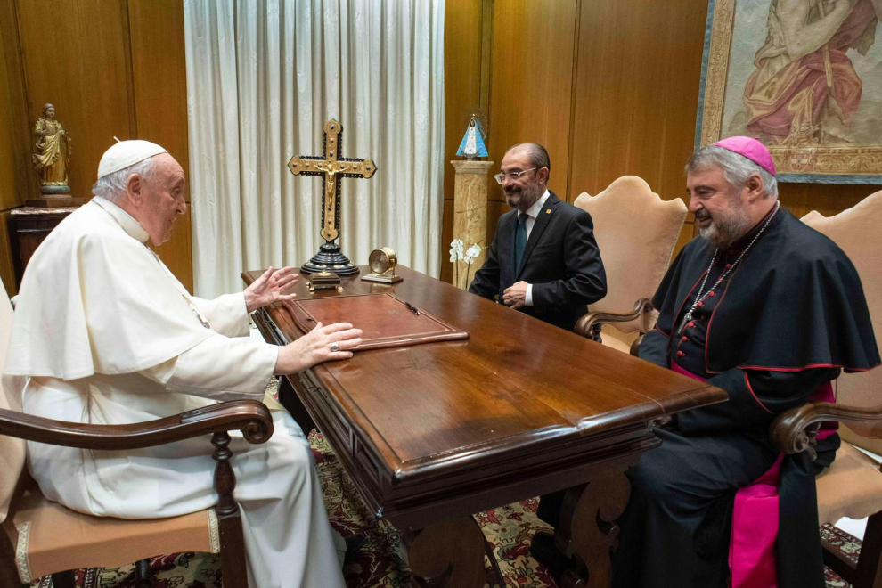 El Papa recibe a Lambán y Escribano