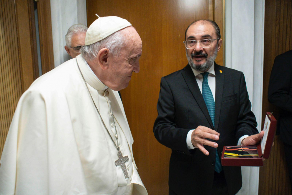El Papa recibe a Lambán y Escribano
