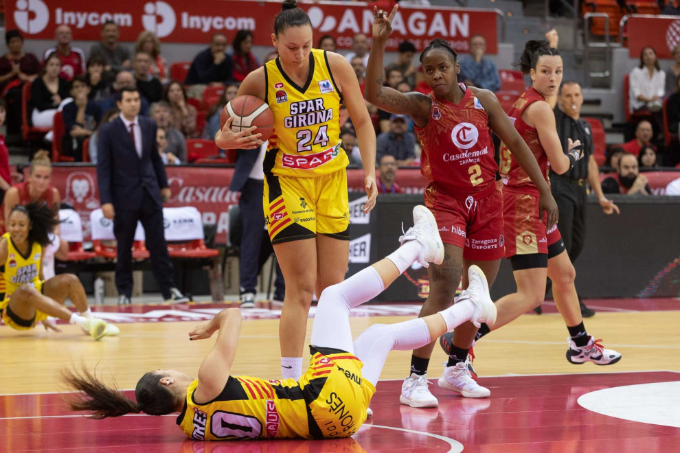 Partido Casademont Femenino-Girona en el pabellón Príncipe Felipe.