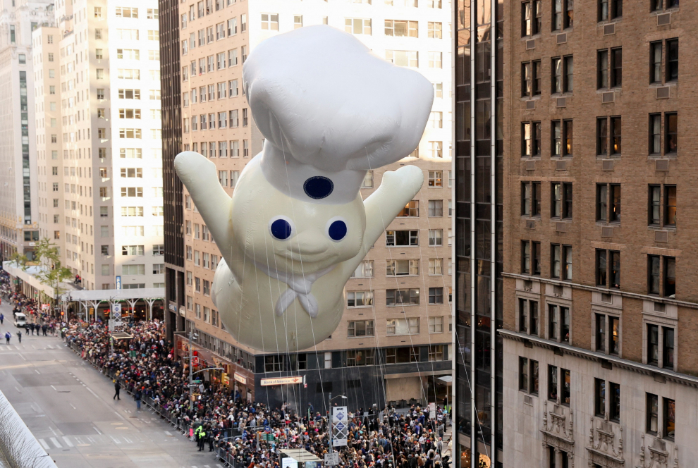 Goku ballon flies during the 96th Macy's Thanksgiving Day Parade in Manhattan, New York City, U.S., November 24, 2022. REUTERS/Andrew Kelly USA-THANKSGIVING/PARADE