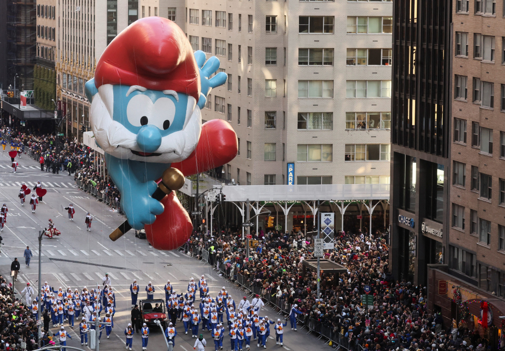 PAW Patrol balloon flies during the 96th Macy's Thanksgiving Day Parade in Manhattan, New York City, U.S., November 24, 2022. REUTERS/Andrew Kelly USA-THANKSGIVING/PARADE