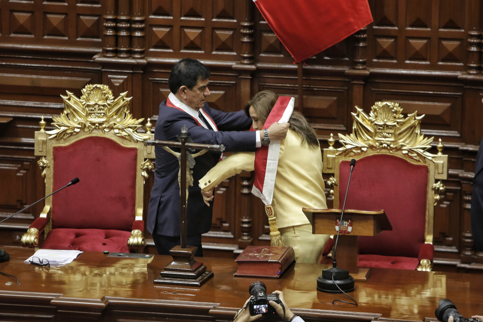 Grave crisis de Estado en Perú