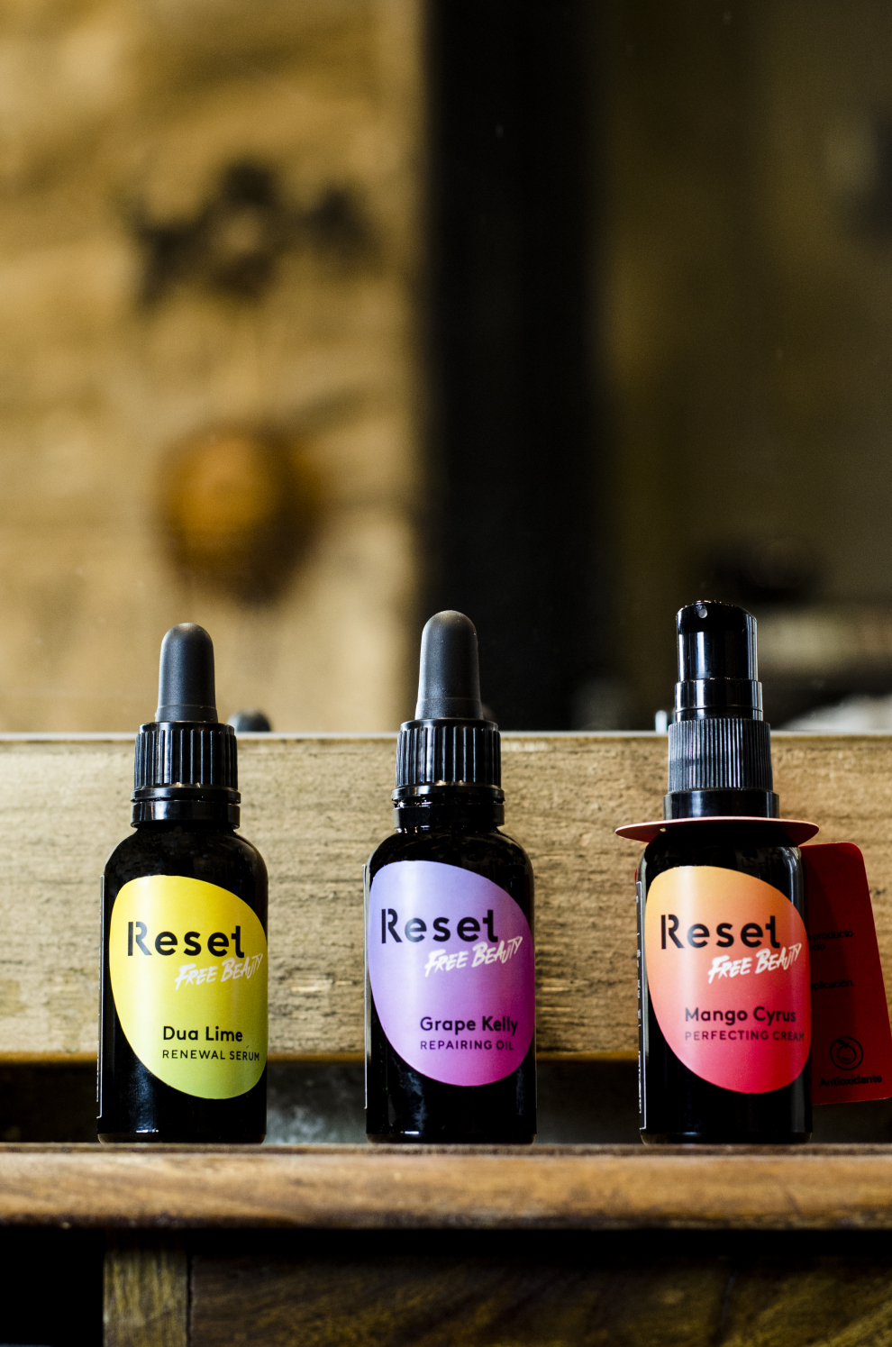 Fotos de los productos de la marca aragonesa de cosméticos, Reset.