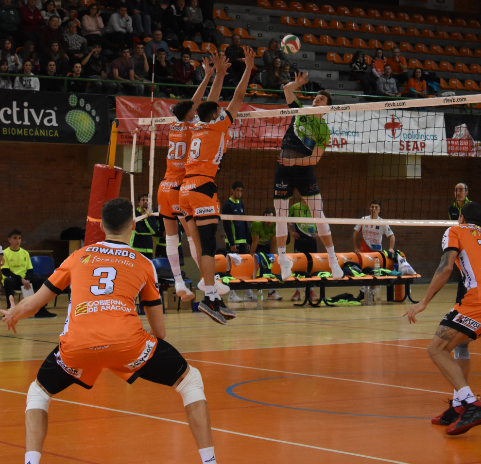 Fotos del partido Pamesa Teruel VoleibolTextil Santanderina Imágenes Fotos del partido Pamesa Teruel VoleibolTextil Santanderina Imágenes