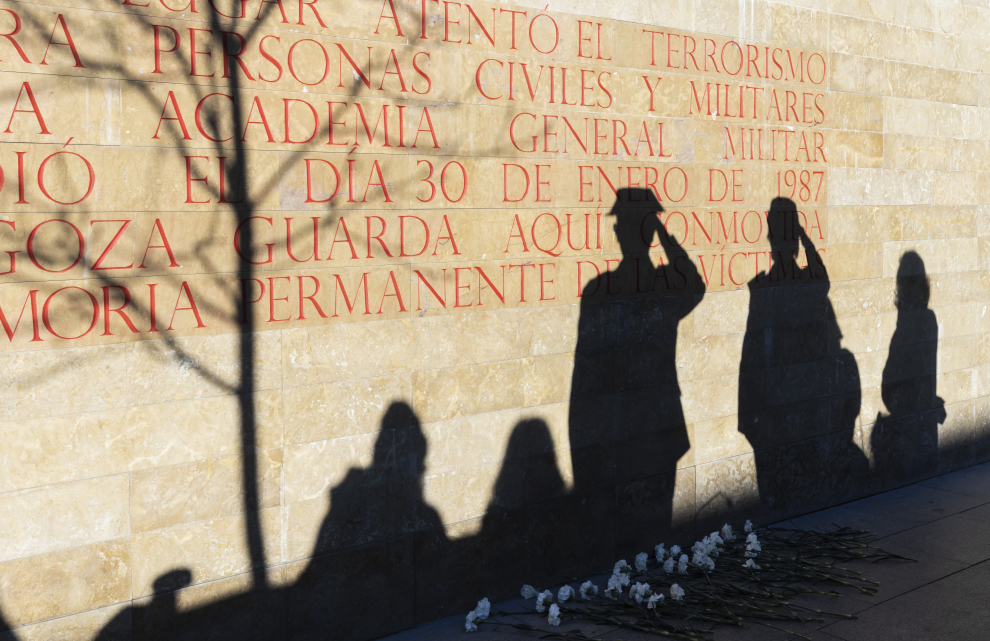 Homenaje a las víctimas del atentado de San Juan de los Panetes.