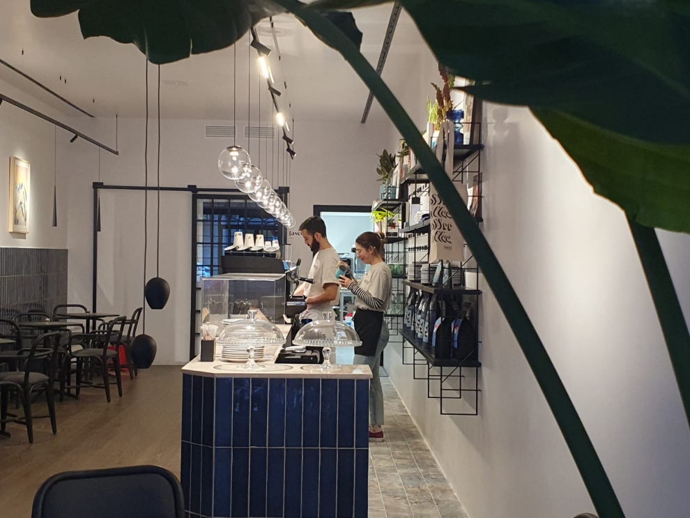 Elena García y Diego Bernad abren en Zaragoza la cafetería Met Coffee
