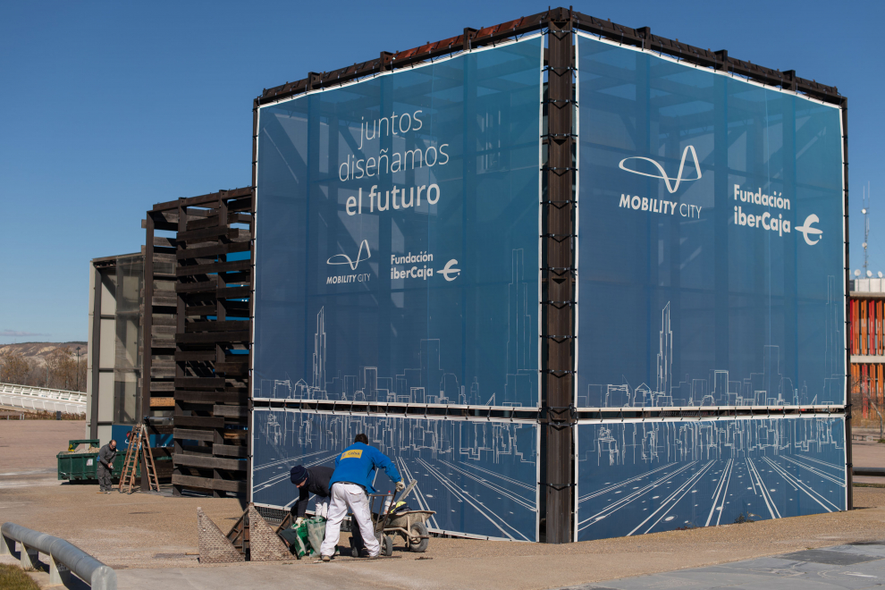 Obras de acondicionamiento del Pabellón Puente de la Expo en Zaragoza como sede del Mobility City