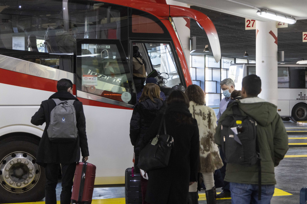 Primer día de gratuidad total de algunos viajes en autobús