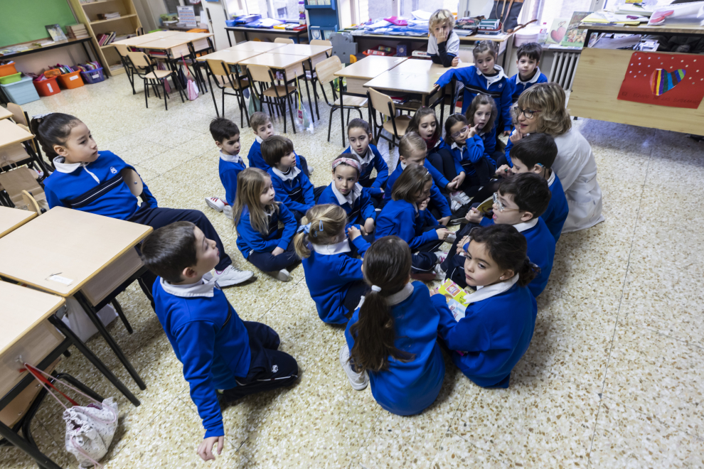 El colegio celebra los 325 años de la llegada de las primeras religiosas de la Compañía de María a la ciudad de Zaragoza.