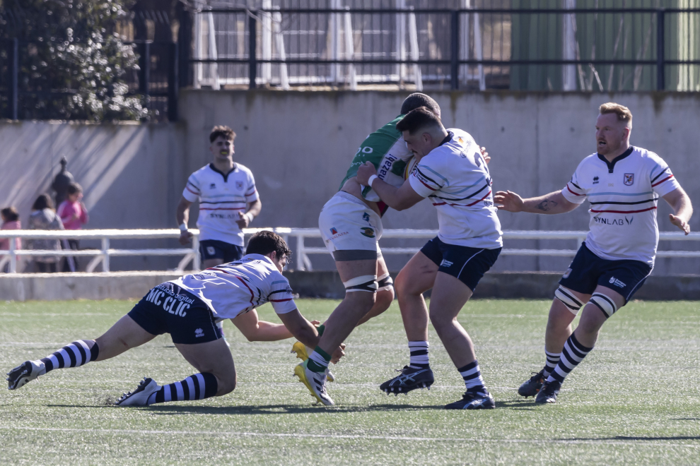 El partido de rugby del Fénix, en el CDM David Cañada, ha contado con un gran ambiente este domingo.