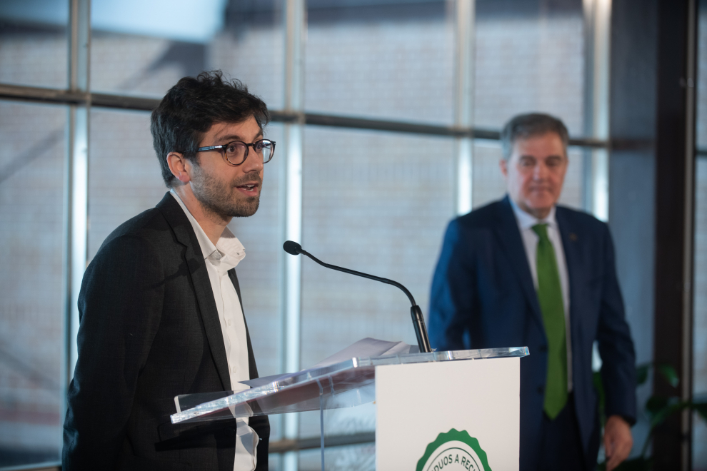 Ambar recibe de manos de Saica el sello 'De residuos a recursos: zero a vertedero'
