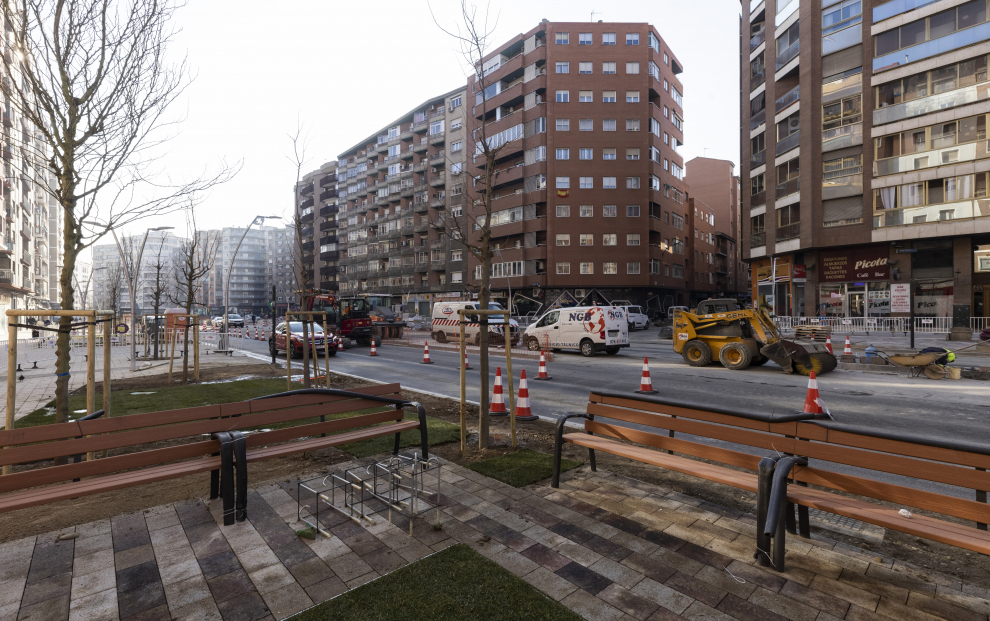 Estado de las obras de reforma de la Avenida de Navarra el 17 de febrero de 2023.