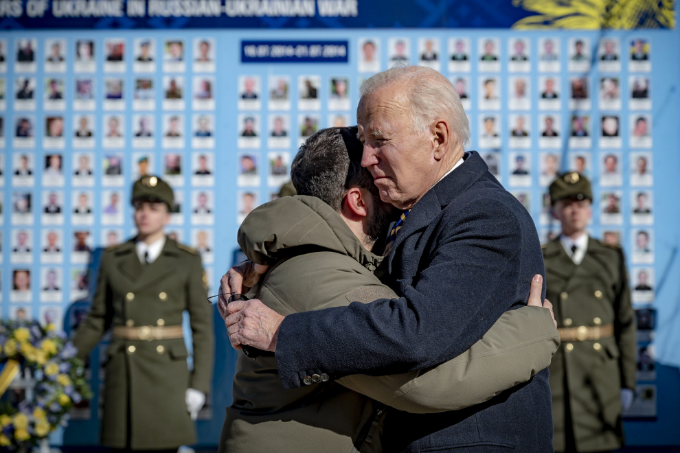 U.S. President Joe Biden poses with Ukrainian President Volodymyr Zelenskiy at Mariinsky Palace on an unannounced visit, in Kyiv, Ukraine, February 20, 2023. Evan Vucci/Pool via REUTERS UKRAINE-CRISIS/BIDEN
