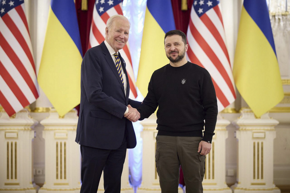 U.S. President Joe Biden meets with Ukrainian President Volodymyr Zelenskiy at Mariinsky Palace on an unannounced visit in Kyiv, Ukraine, Monday, Feb. 20, 2023. Evan Vucci/Pool via REUTERS UKRAINE-CRISIS/BIDEN