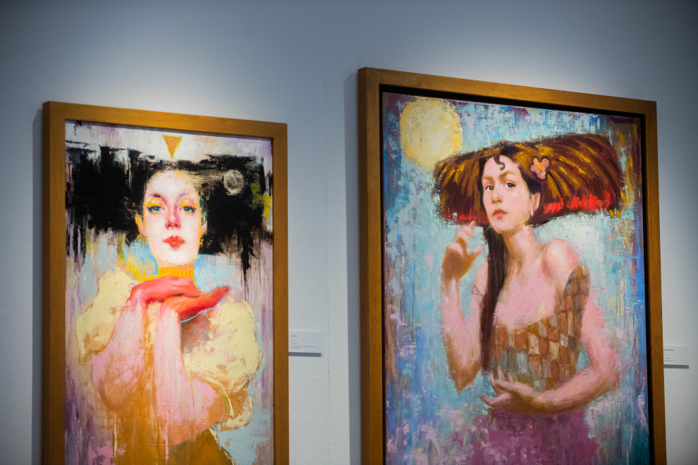 Inauguración de la exposición de Isabel Garmon en la Casa de la Mujer de Zaragoza.