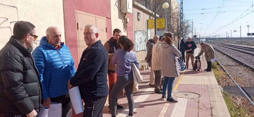 Nueva concentración en Grañén para exigir la conexión ferroviaria con Lérida.