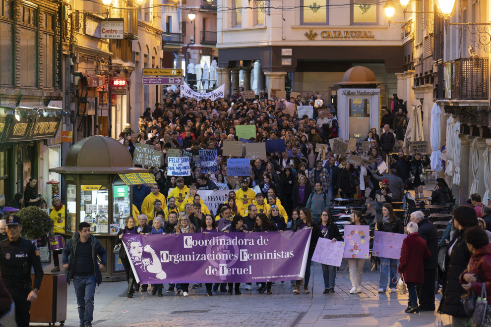 Manifestacion del dia de la mujer 8M en Teruel. foto Antonio garcia_bykofoto_5. 08_03_23[[[FOTOGRAFOS]]]