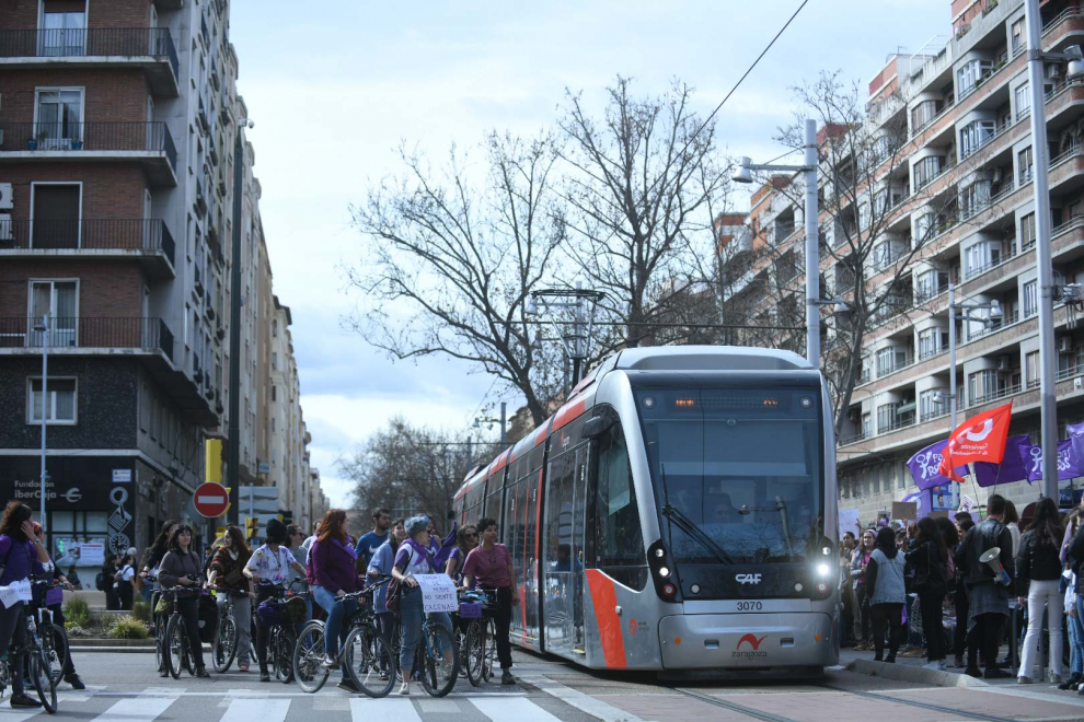 Marcha estudiantil del 8-M en Zaragoza.