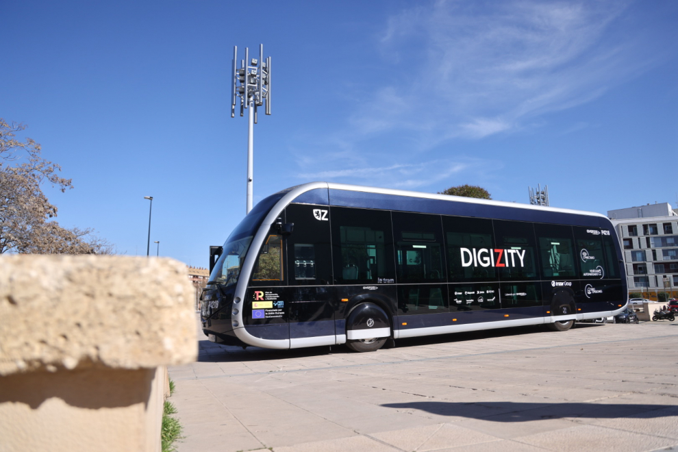 Nuevo autobús urbano inteligente en pruebas en Zaragoza