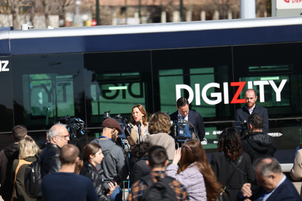 Nuevo autobús urbano inteligente en pruebas en Zaragoza