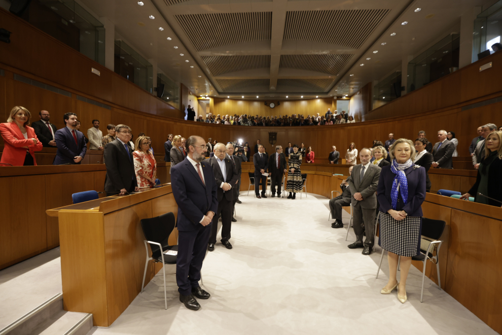 Homenaje a los diputados de la I legislatura en las Cortes de Aragón