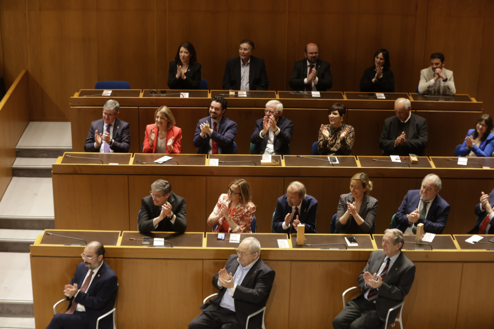Homenaje a los diputados de la I legislatura en las Cortes de Aragón