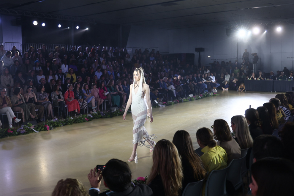 Foto del desfile y concurso de jóvenes diseñadores dentro de la Aragón Fashion Week, en el Palacio de Congresos de Zaragoza
