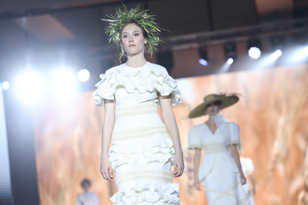 Foto del desfile y concurso de jóvenes diseñadores dentro de la Aragón Fashion Week, en el Palacio de Congresos de Zaragoza