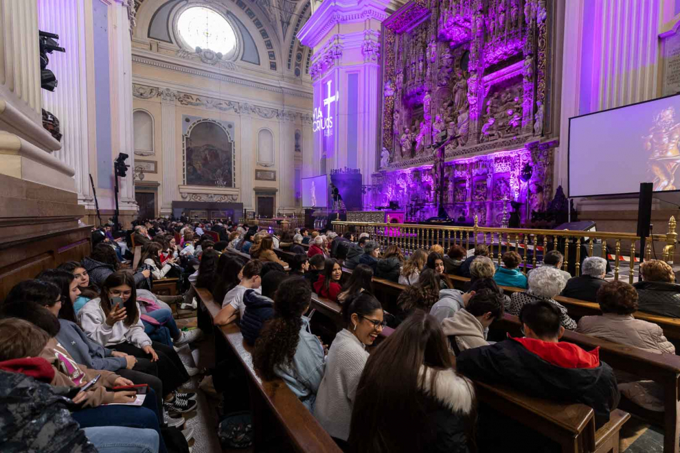 Fotos del musical 'Vía Crucis' en el Pilar, que este viernes ha comenzado sus representaciones