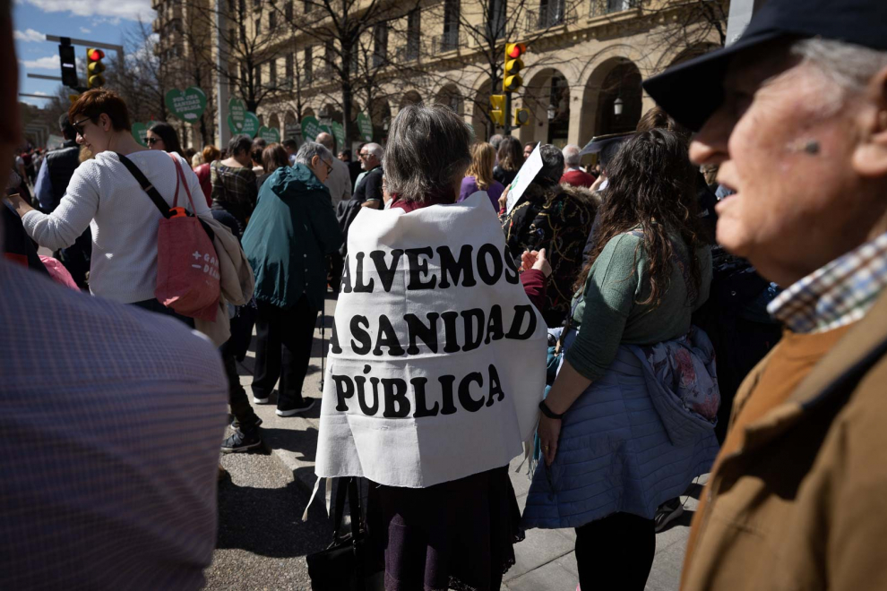 Los sanitarios vuelven a las calles en defensa de la Atención Primaria y contra la privatización