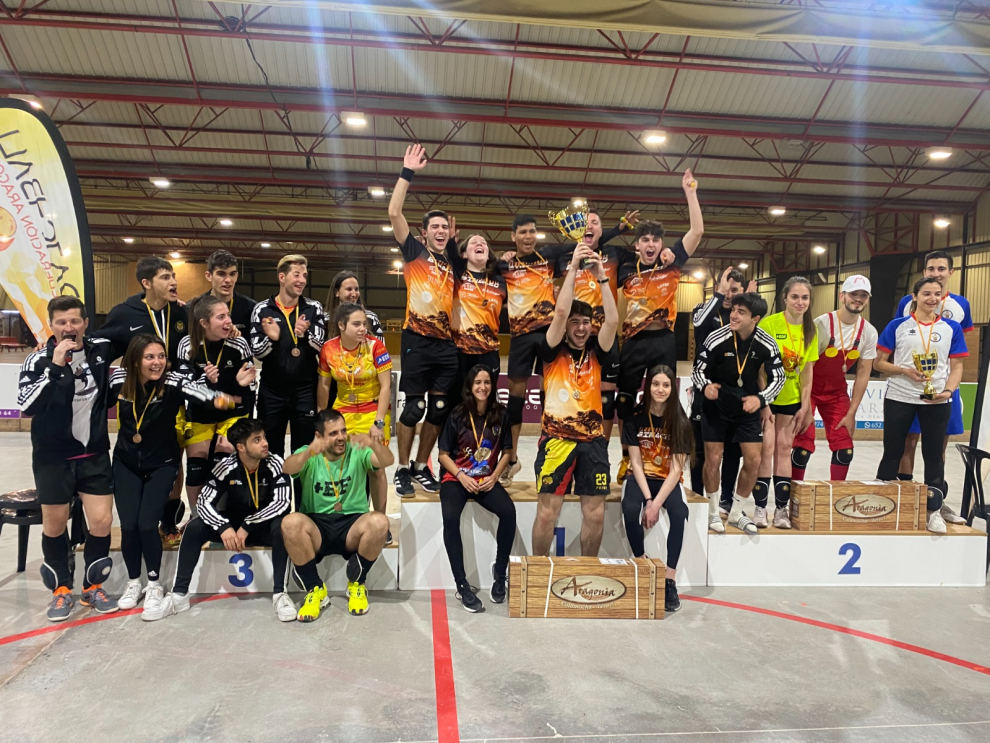 Fraga acogió el VII Trofeo Provincial de Huesca de datchball.