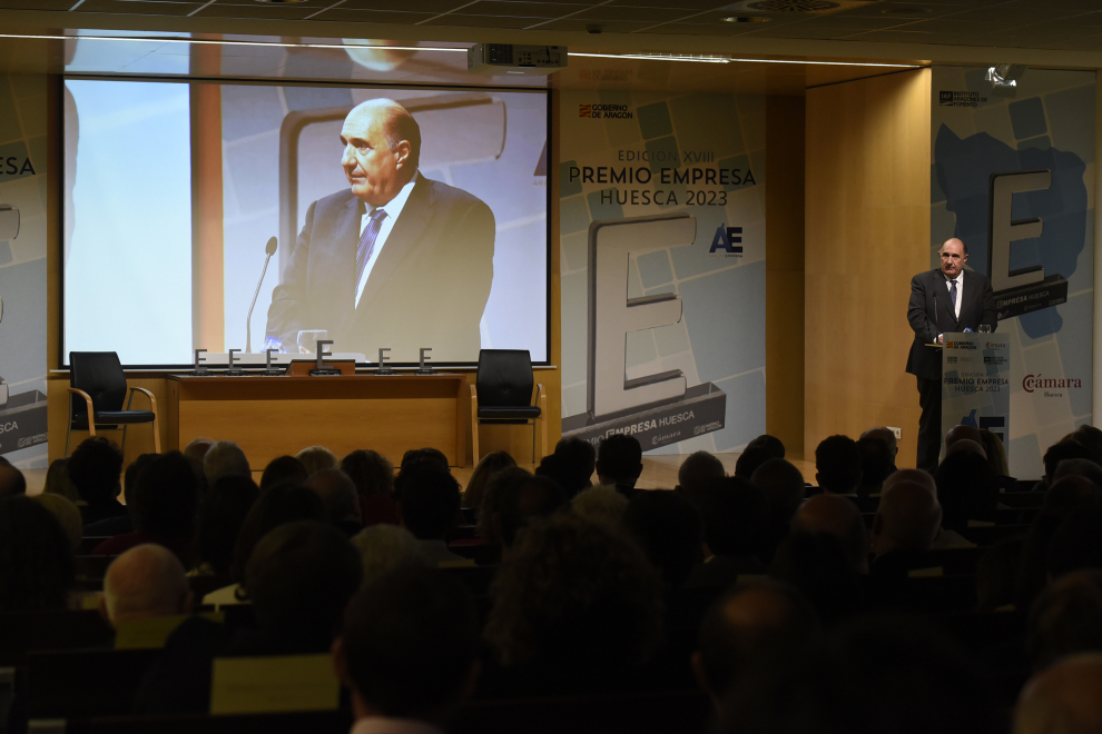 En esta XVIII de los Premios Empresa fueron galardonadas Fribin, Harineras Villamayor, Automóviles Cabrero, Cristóbal Nogués e Hijos, Iuttersystem y Víctor Castillón Olivar.