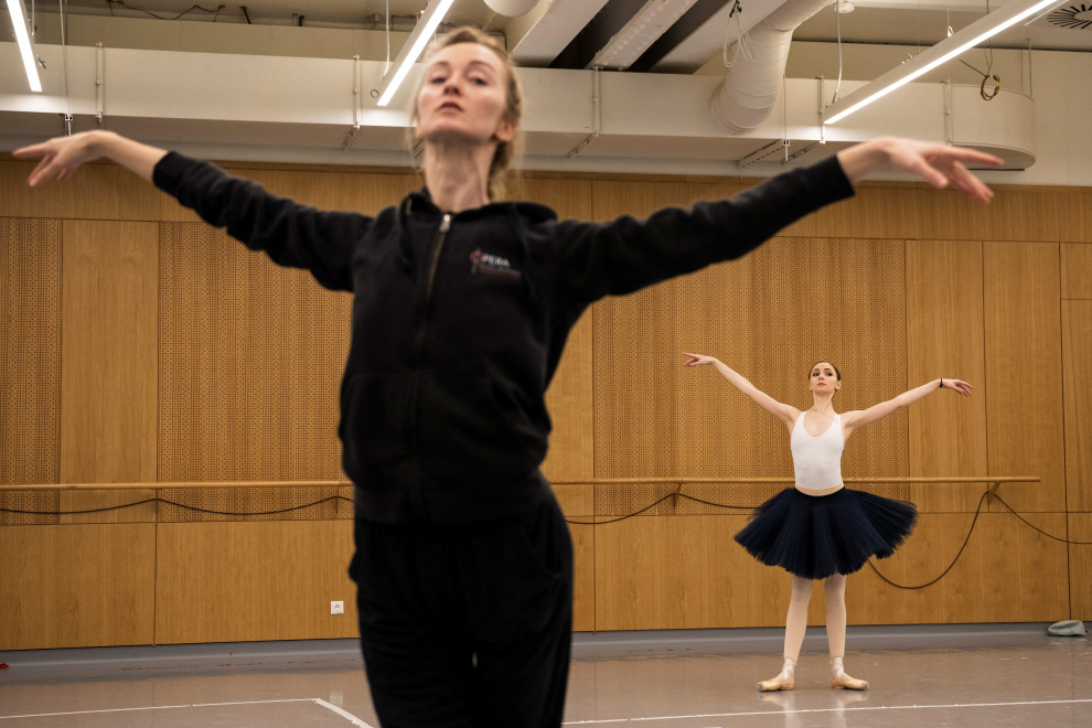 La bailarina ucraniana Ganna Muromtseva brilla de nuevo pese a la guerra