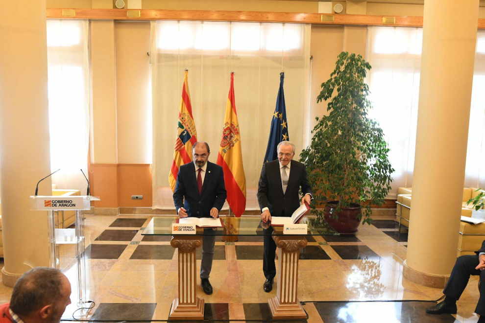 Acuerdo de la Fundación La Caixa y el Gobierno de Aragón